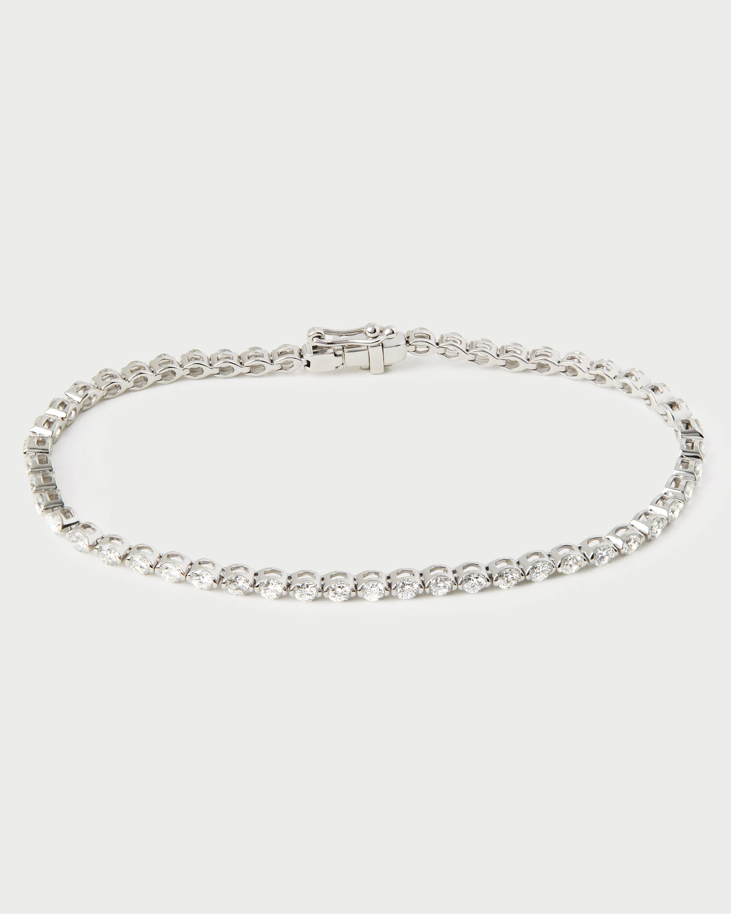 GRID 2 Diamonds and White Gold Astra Bracelet