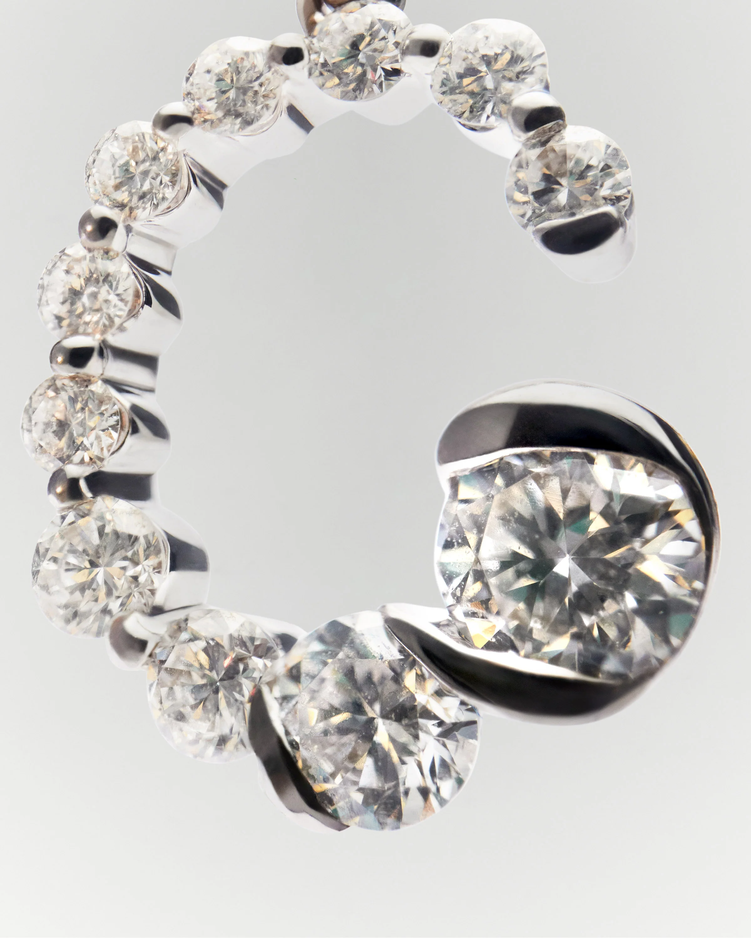 Diamonds and white gold C initial pendant 5 Diamonds and white gold C initial pendant