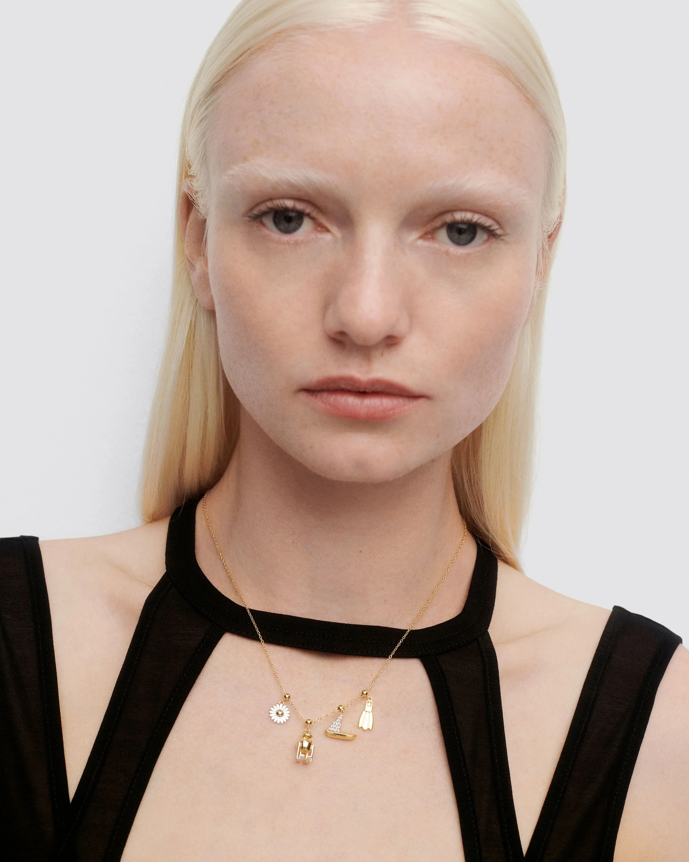 Daisy Charm