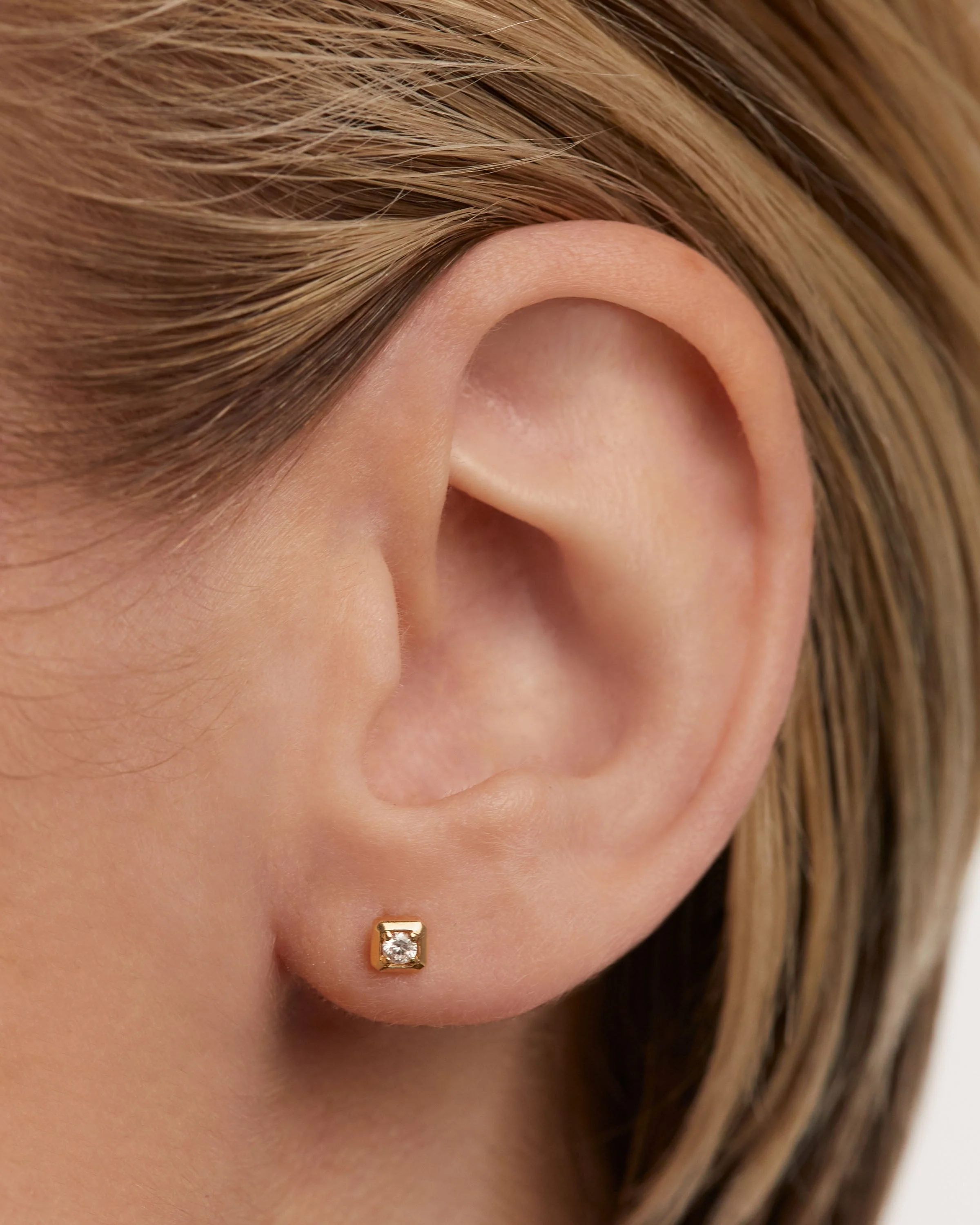 Diamond and gold Ava Single Earring 4 Diamond and gold Ava Single Earring
