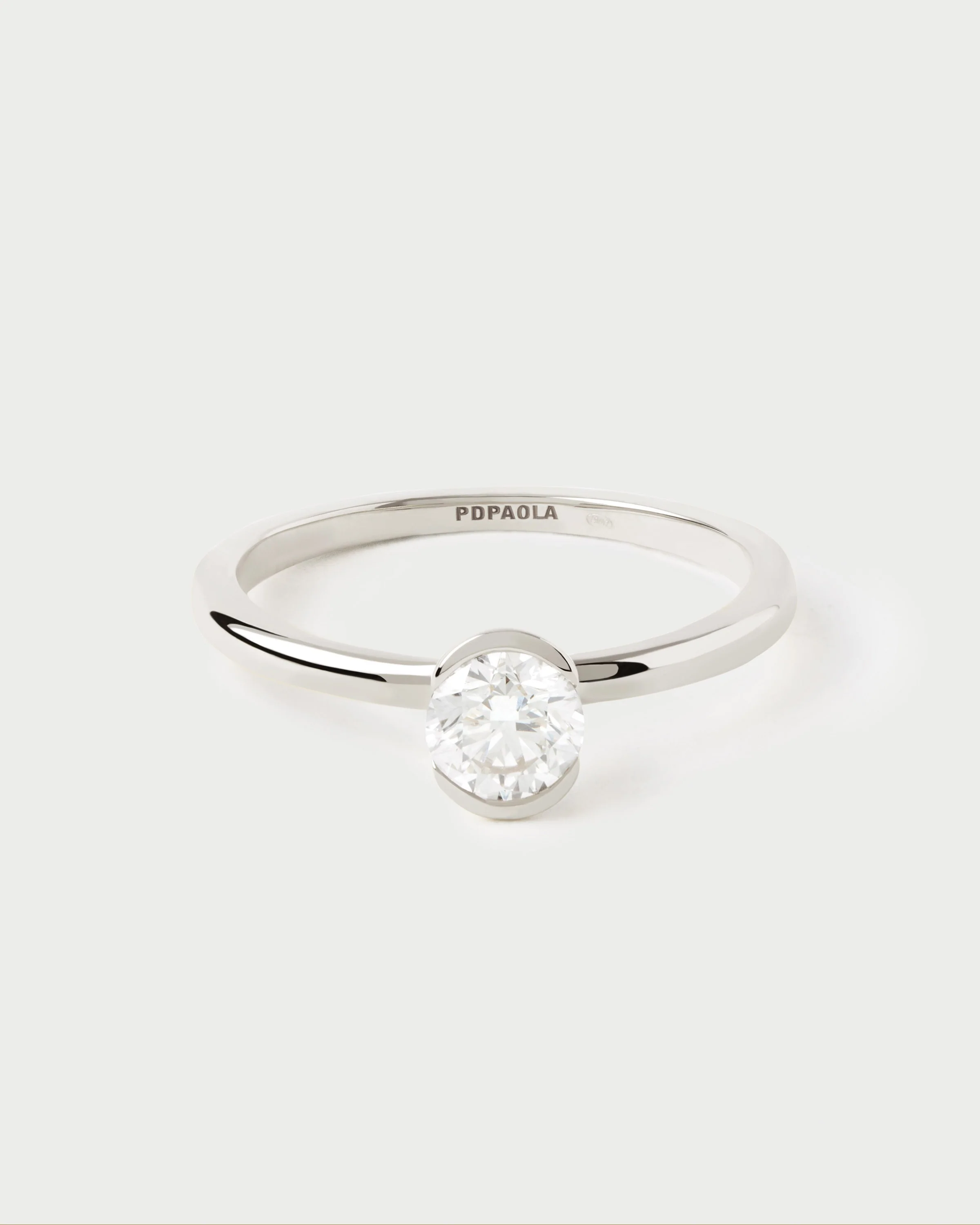 Diamond and white gold Grace solitary ring 5 Diamond and white gold Grace solitary ring