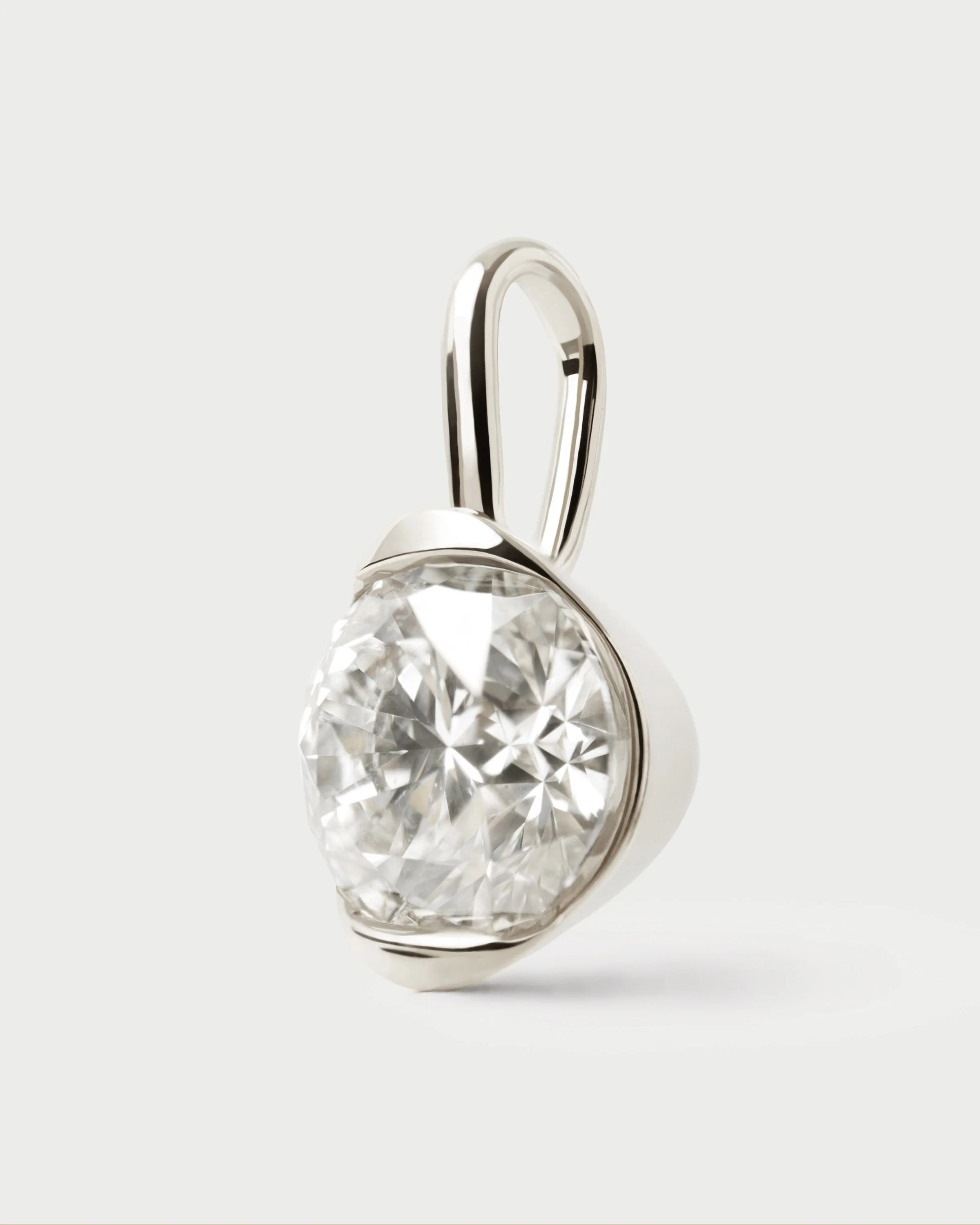 Diamond and white gold Grace pendant