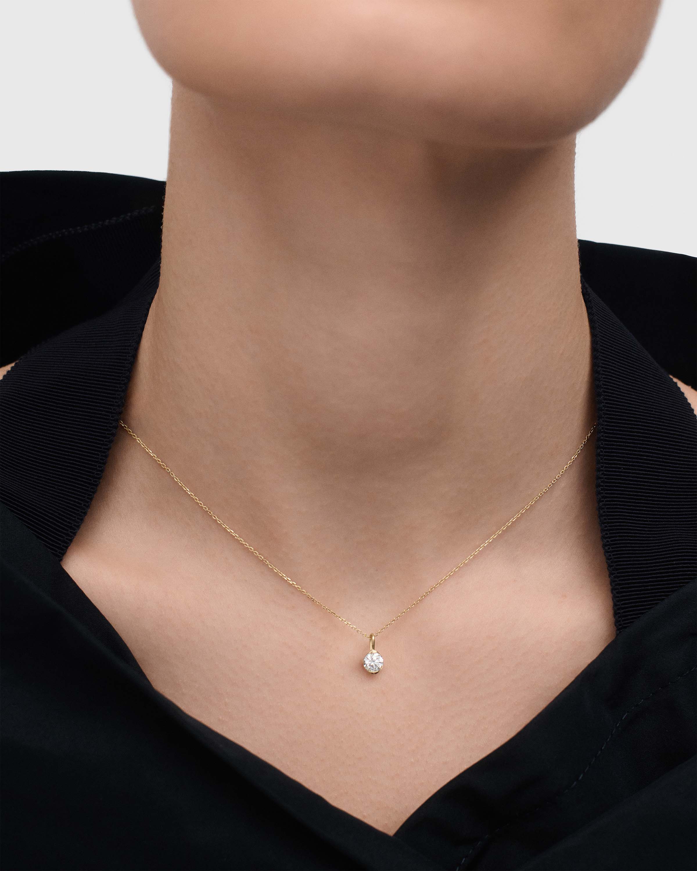 Diamond and gold Grace pendant 5 Diamond and gold Grace pendant