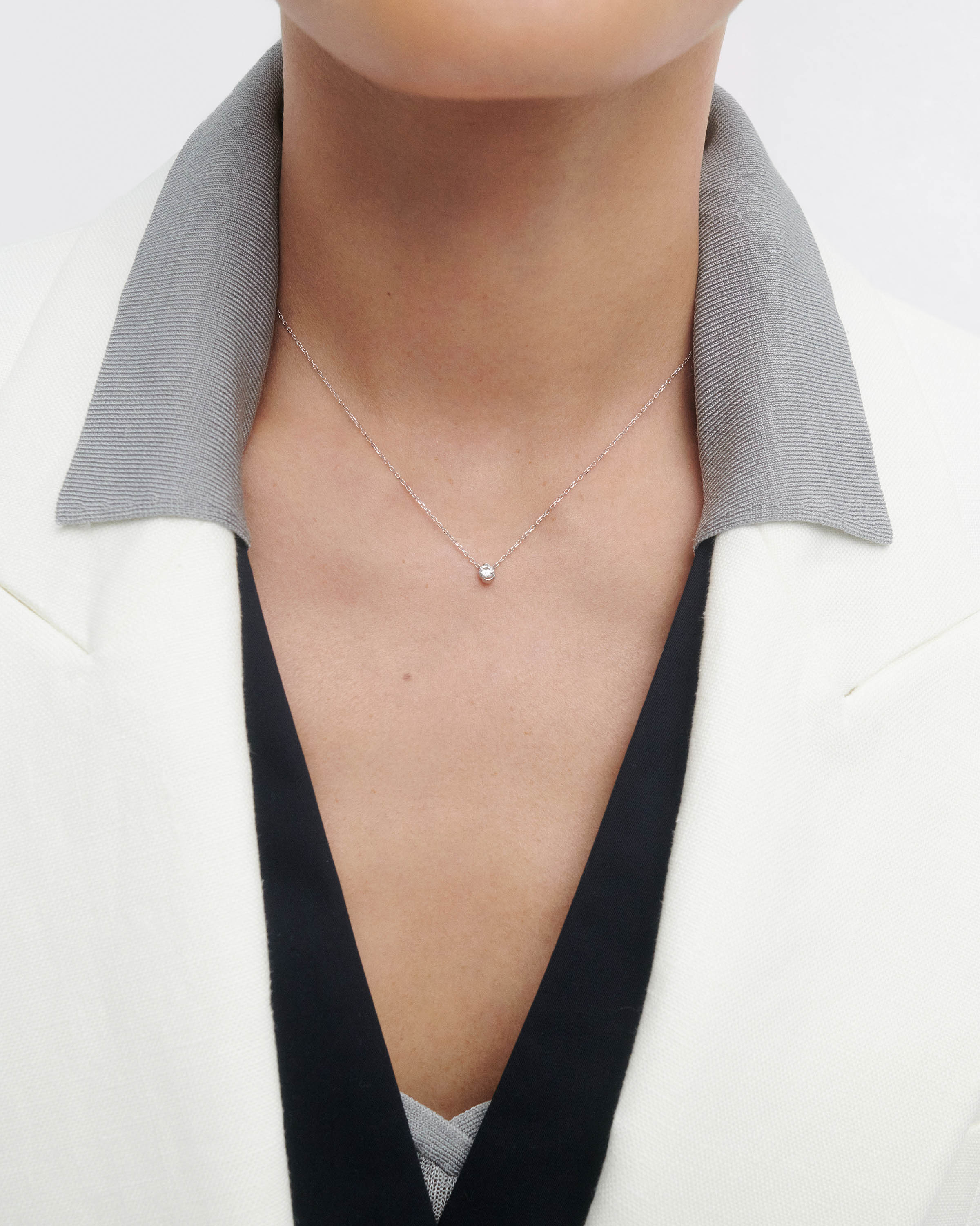 Diamonds and white gold Delia necklace