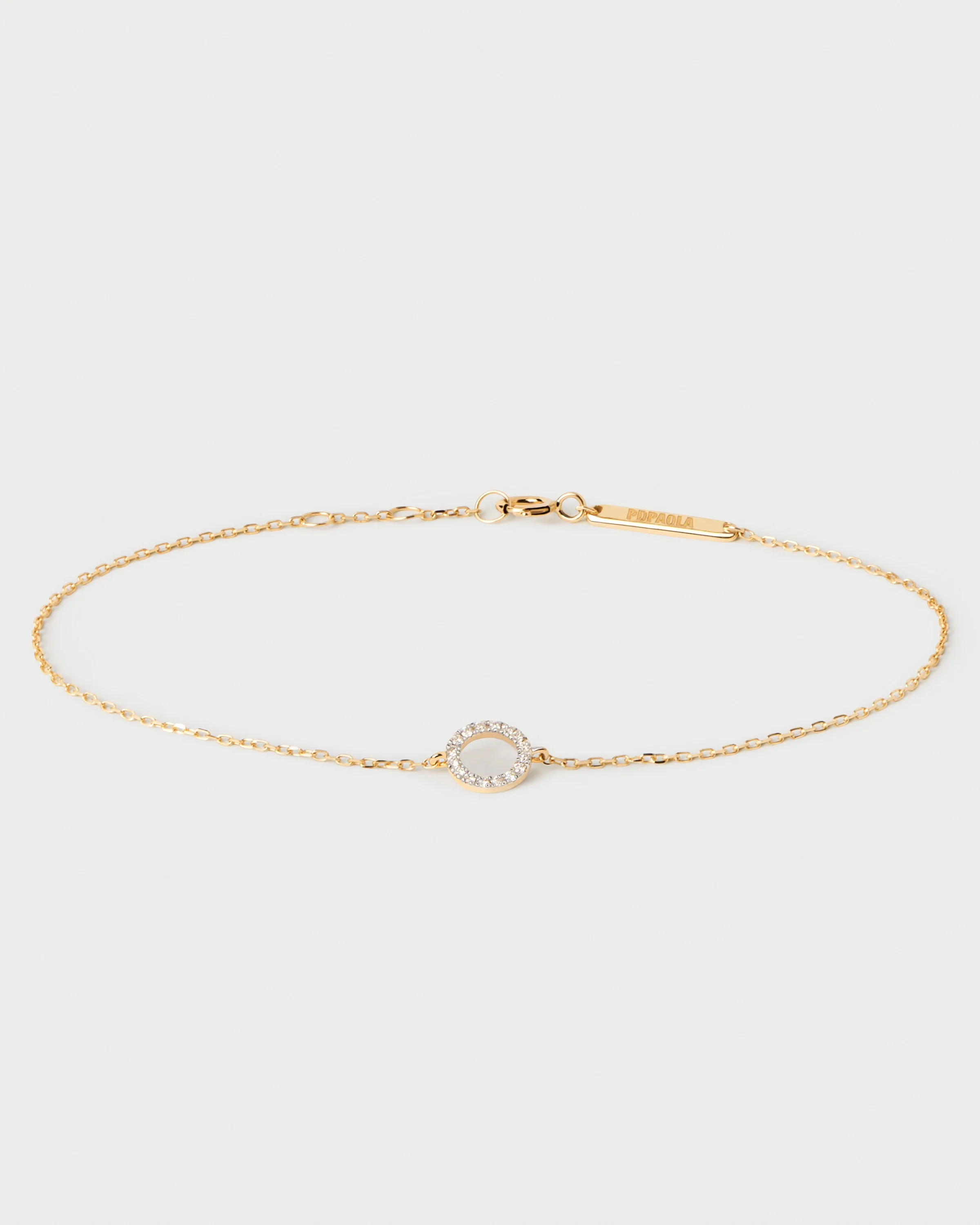 Diamonds and gold Circle bracelet