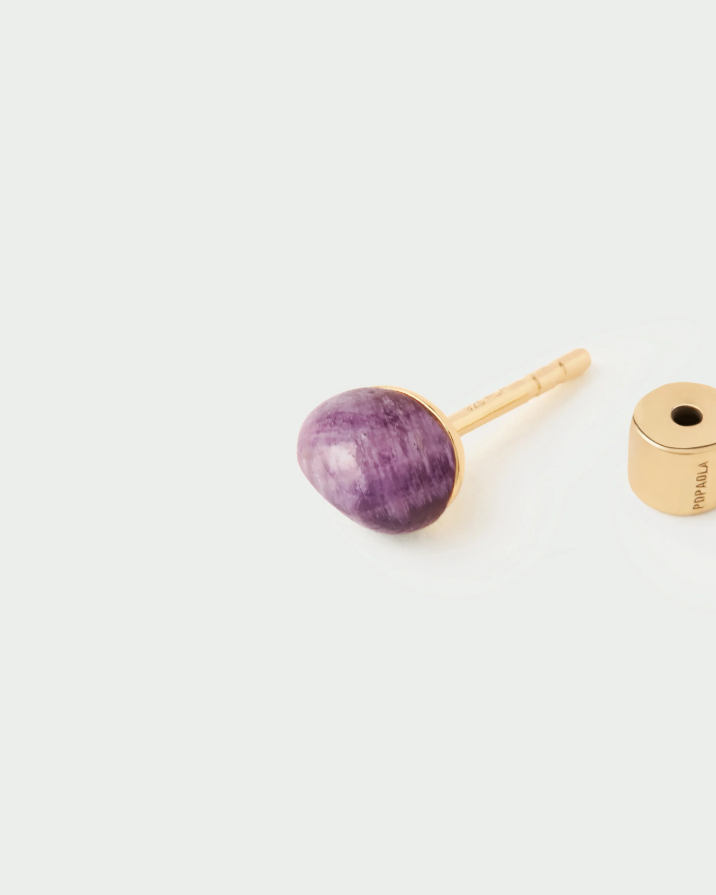 Amethyst Gravity ear piercing